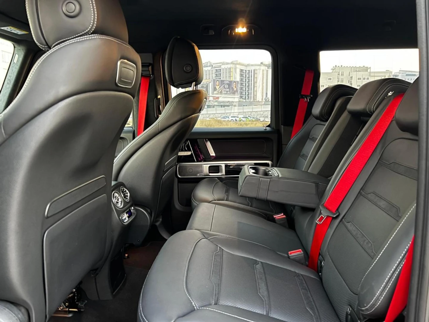 Mercedes-Benz Benz 2024 - SUV thumbnail NaN